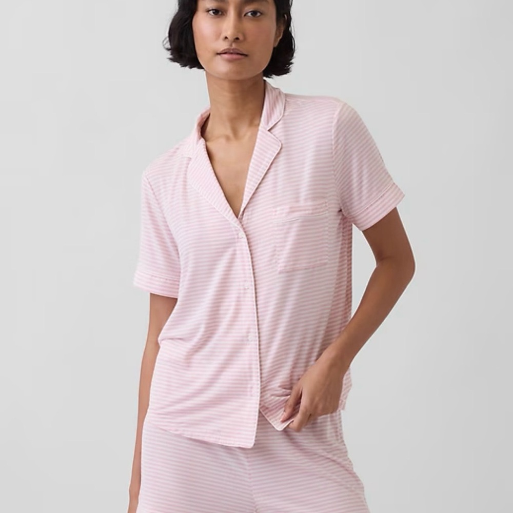 GAP Women’s Short Sleeve Pink Striped Pajama Set